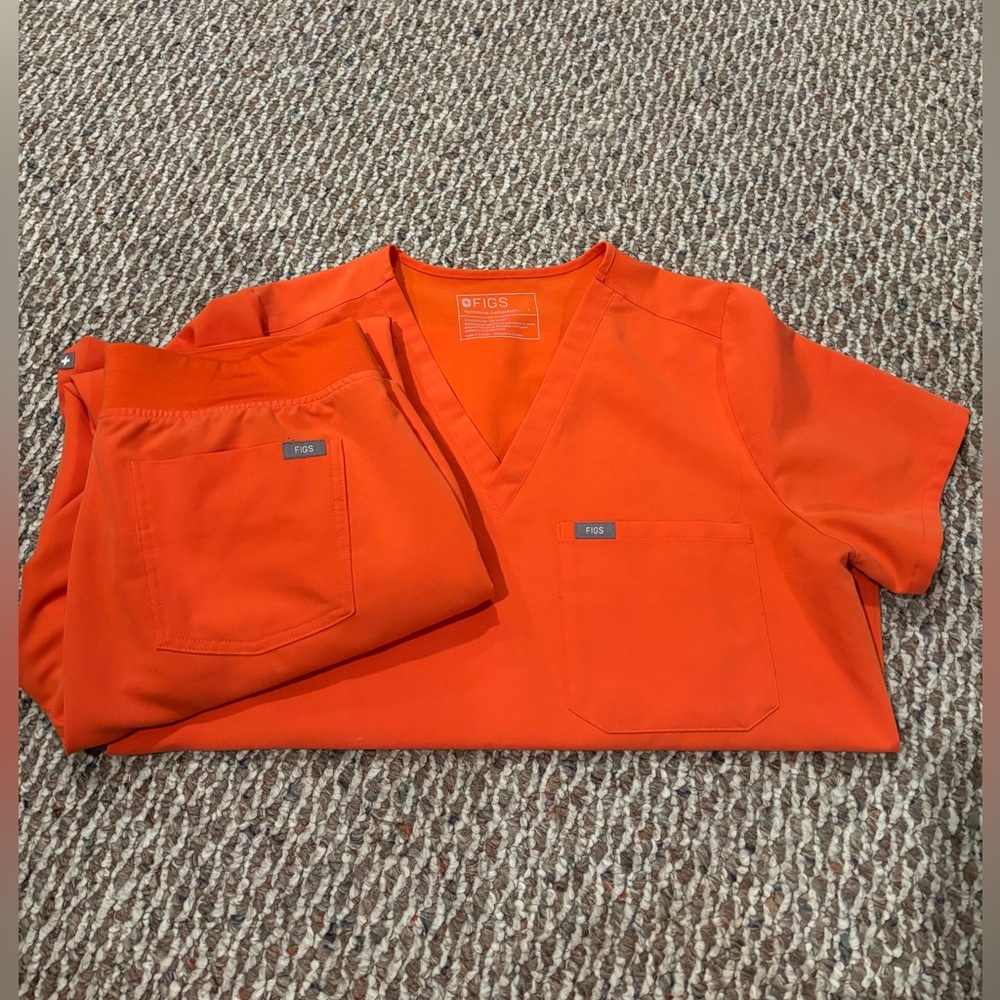 FIGS Sunset Orange Scrub Set